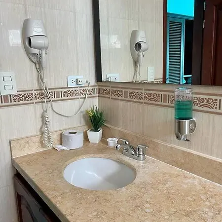 Torres Del Lago Apartamento Con Vista Al Mar